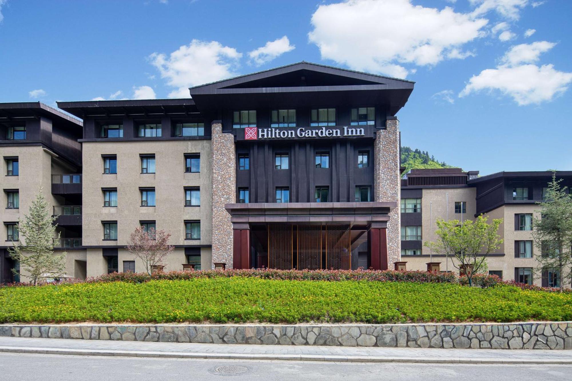 Hilton Garden Inn Jiuzhaigou Buitenkant foto