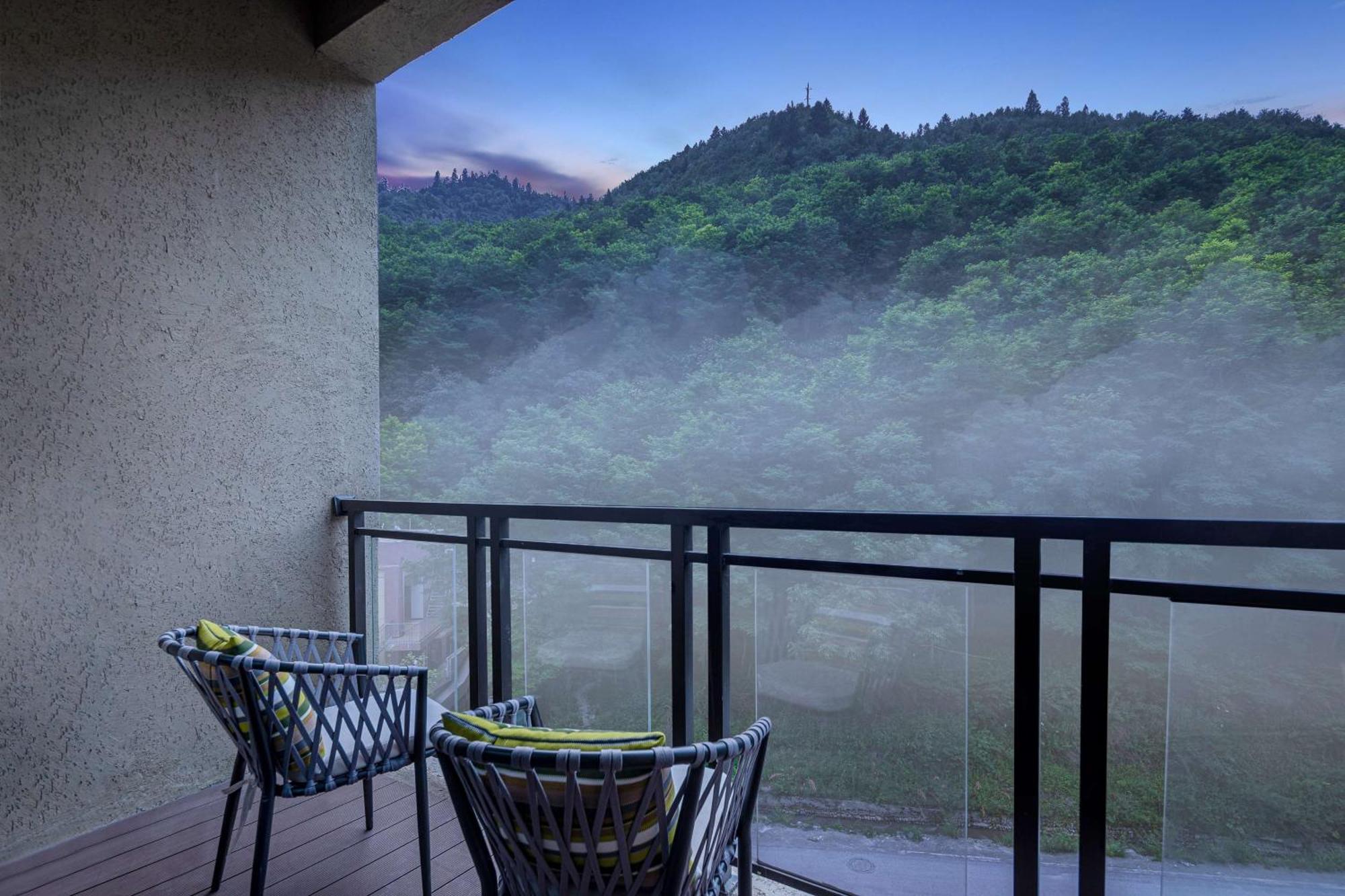 Hilton Garden Inn Jiuzhaigou Buitenkant foto